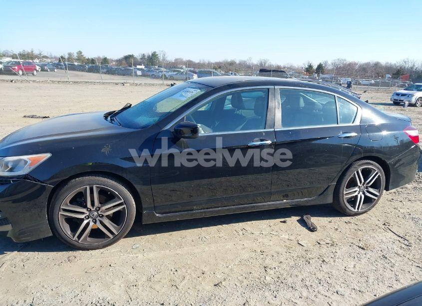 Photo 13 of 2017 Honda Accord SPORT (VIN 1HGCR2F58HA194902)