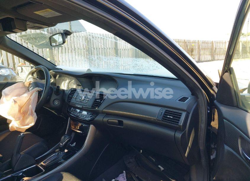 Photo 5 of 2017 Honda Accord SPORT (VIN 1HGCR2F58HA194902)