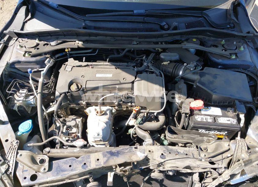 Photo 10 of 2017 Honda Accord SPORT (VIN 1HGCR2F58HA213321)