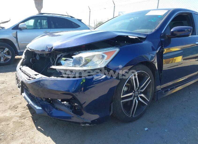 Photo 19 of 2017 Honda Accord SPORT (VIN 1HGCR2F58HA213321)