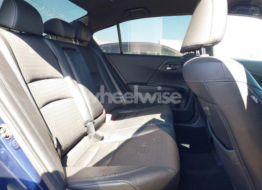 Photo 8 of 2017 Honda Accord SPORT (VIN 1HGCR2F58HA213321)