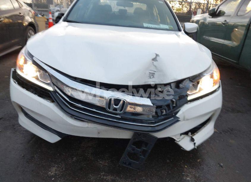 Photo 6 of 2017 Honda Accord SPORT (VIN 1HGCR2F58HA284275)