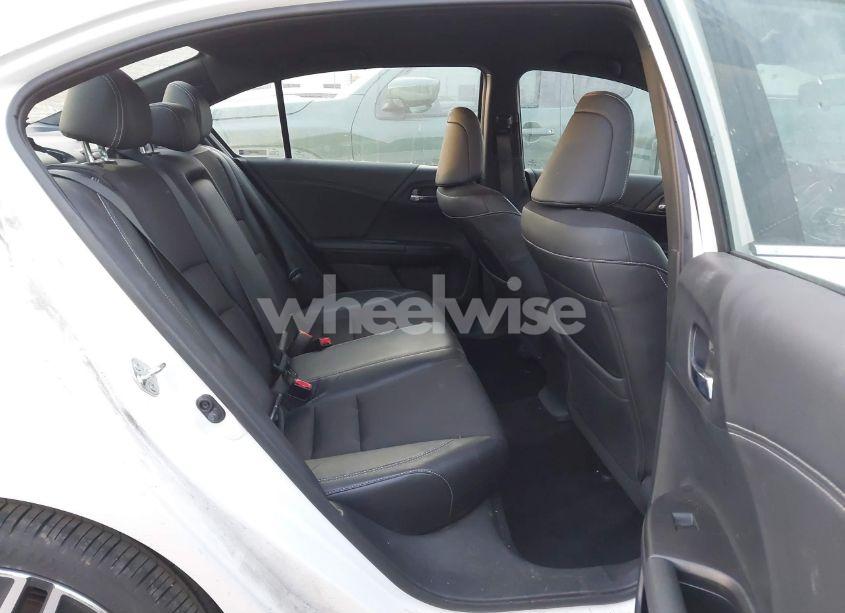 Photo 8 of 2017 Honda Accord SPORT (VIN 1HGCR2F58HA284275)