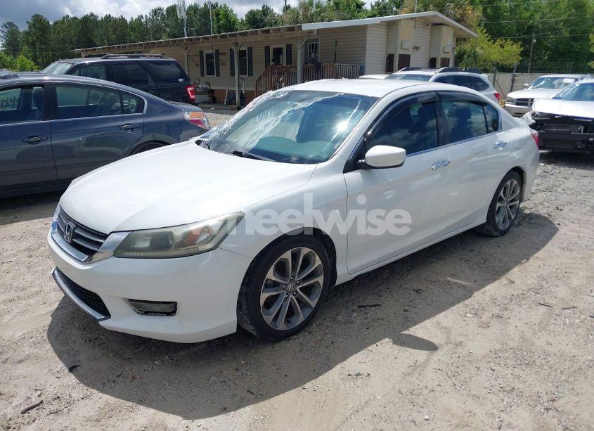 Photo 2 of 2014 Honda Accord SPORT (VIN 1HGCR2F59EA015455)