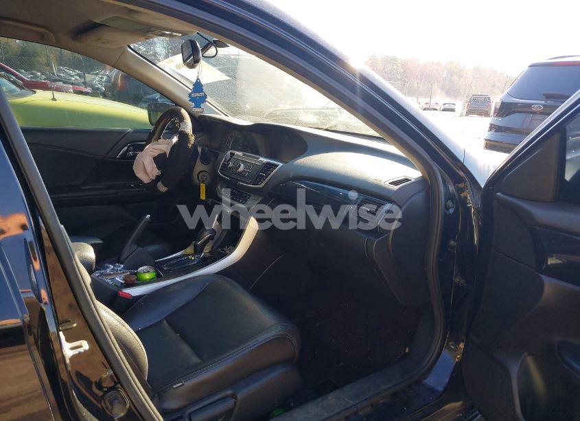 Photo 5 of 2014 Honda Accord SPORT (VIN 1HGCR2F59EA084310)