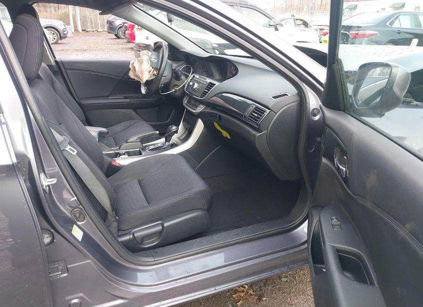 Photo 5 of 2014 Honda Accord SPORT (VIN 1HGCR2F59EA197075)