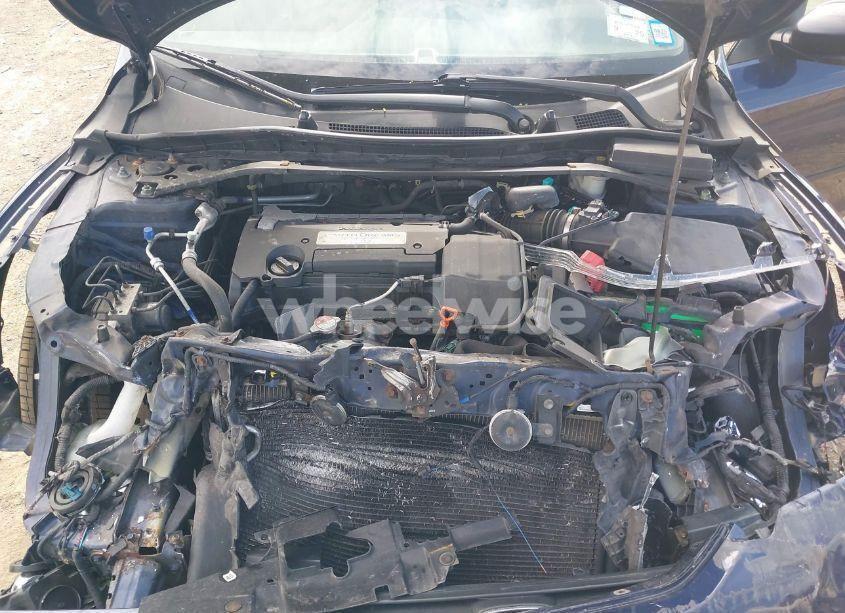 Photo 10 of 2015 Honda Accord SPORT (VIN 1HGCR2F59FA001797)