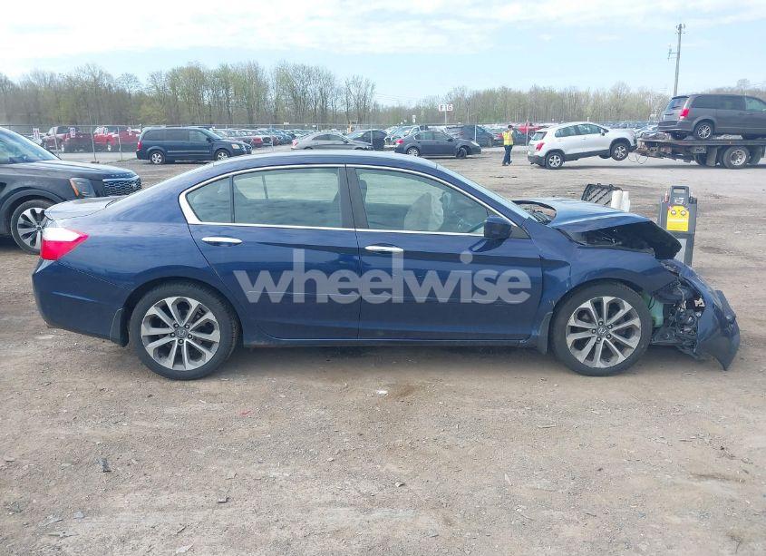 Photo 13 of 2015 Honda Accord SPORT (VIN 1HGCR2F59FA001797)