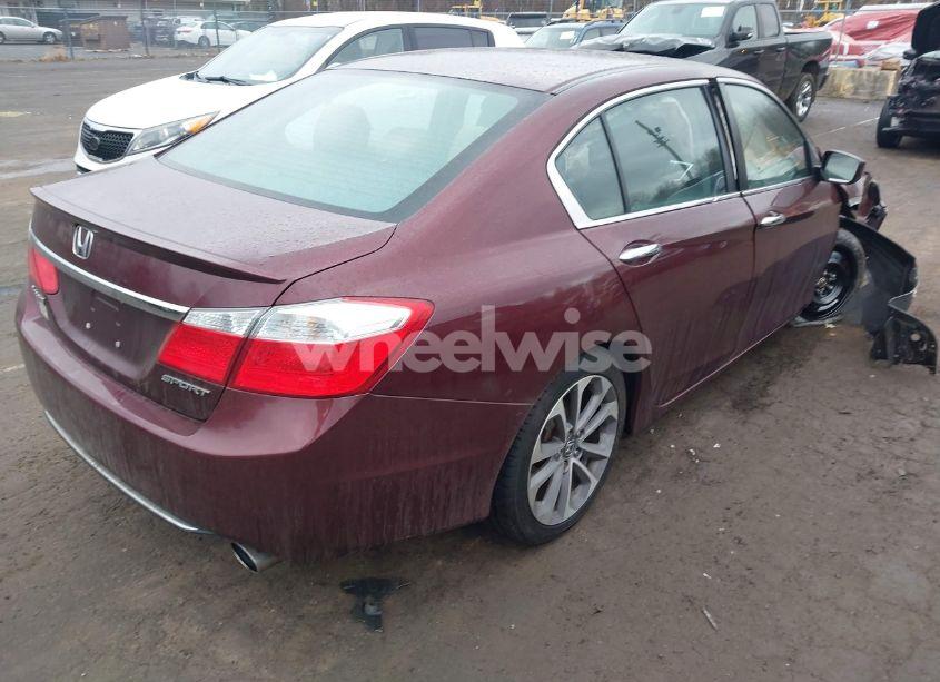 Photo 4 of 2015 Honda Accord SPORT (VIN 1HGCR2F59FA033732)