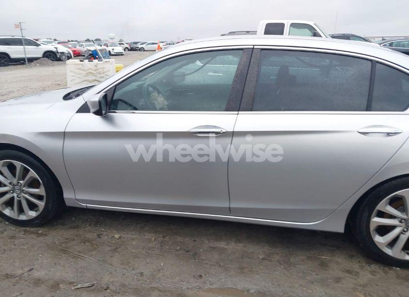 Photo 14 of 2015 Honda Accord SPORT (VIN 1HGCR2F59FA095938)