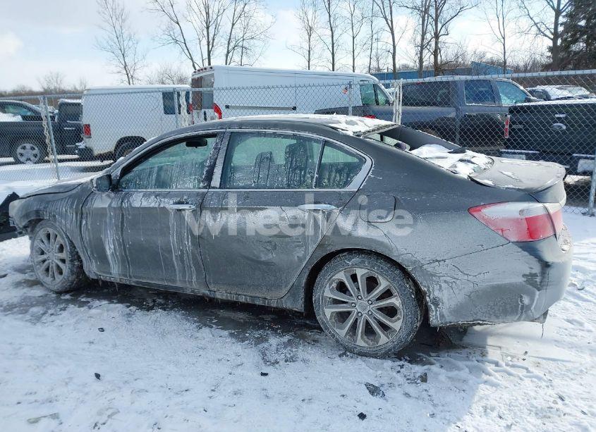 Photo 15 of 2015 Honda Accord SPORT (VIN 1HGCR2F59FA110440)