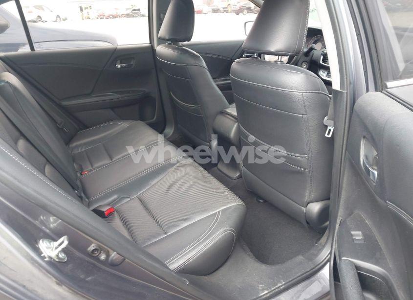 Photo 8 of 2015 Honda Accord SPORT (VIN 1HGCR2F59FA121275)