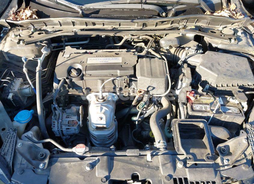 Photo 10 of 2015 Honda Accord SPORT (VIN 1HGCR2F59FA152879)