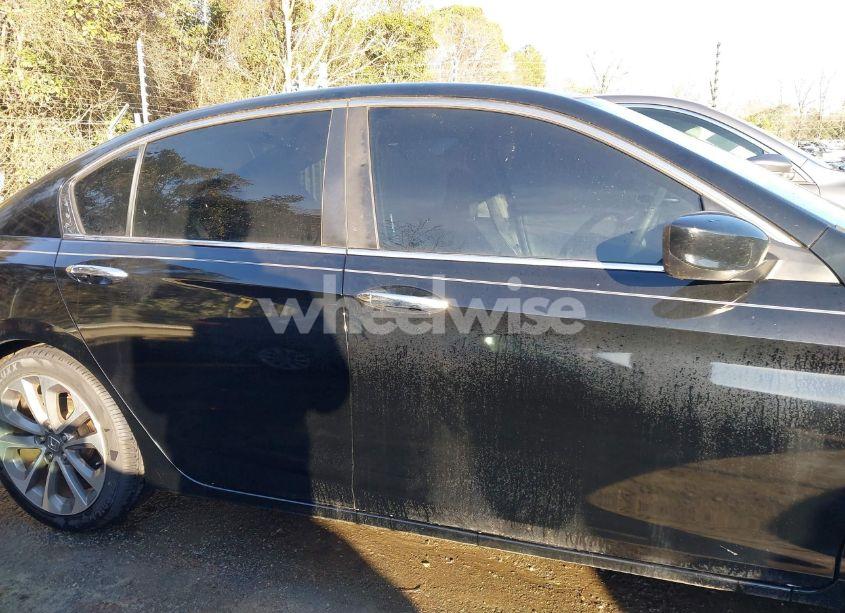 Photo 13 of 2015 Honda Accord SPORT (VIN 1HGCR2F59FA152879)