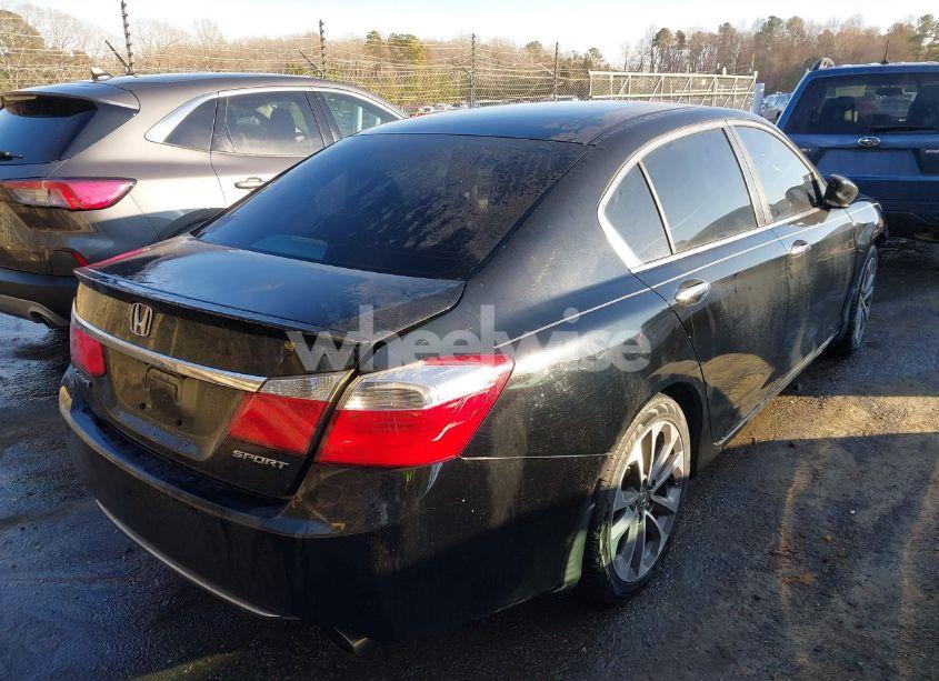 Photo 4 of 2015 Honda Accord SPORT (VIN 1HGCR2F59FA152879)