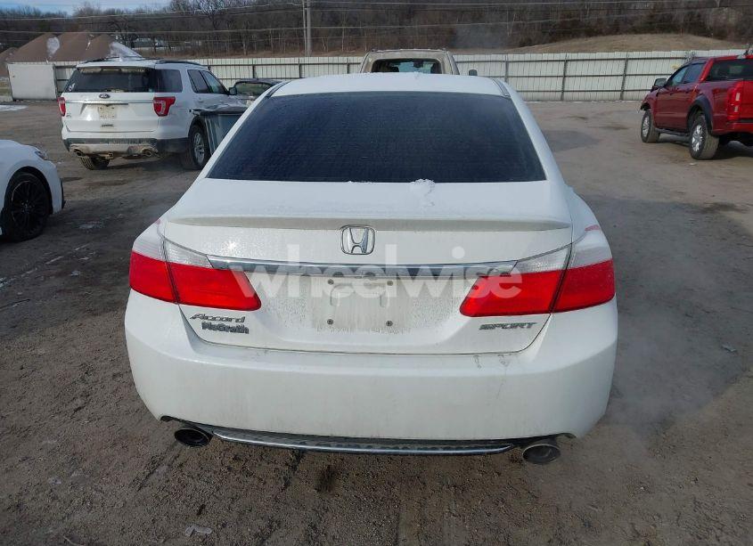 Photo 16 of 2015 Honda Accord SPORT (VIN 1HGCR2F59FA157208)