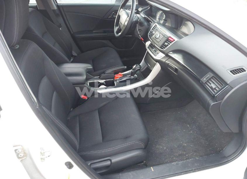 Photo 5 of 2015 Honda Accord SPORT (VIN 1HGCR2F59FA157208)