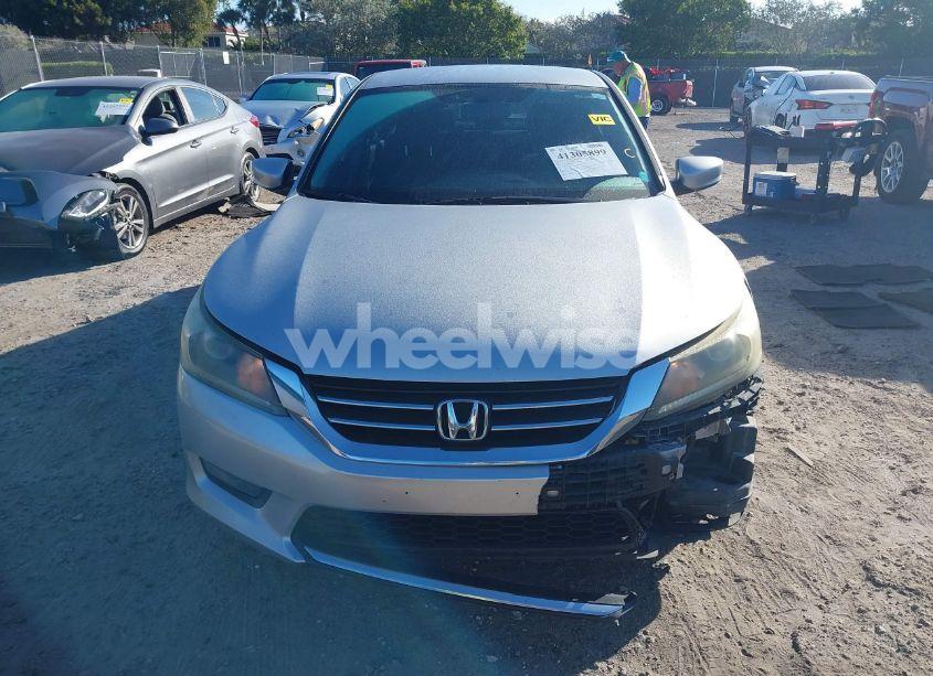 Photo 12 of 2015 Honda Accord SPORT (VIN 1HGCR2F59FA159668)