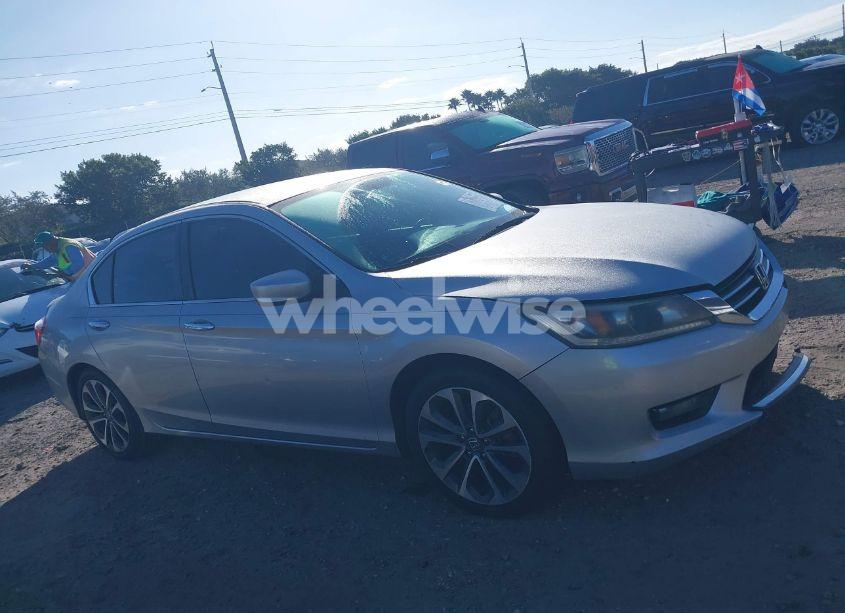 Photo 13 of 2015 Honda Accord SPORT (VIN 1HGCR2F59FA159668)