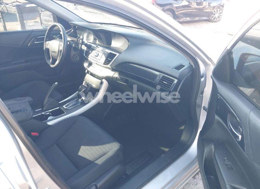 Photo 5 of 2015 Honda Accord SPORT (VIN 1HGCR2F59FA159668)