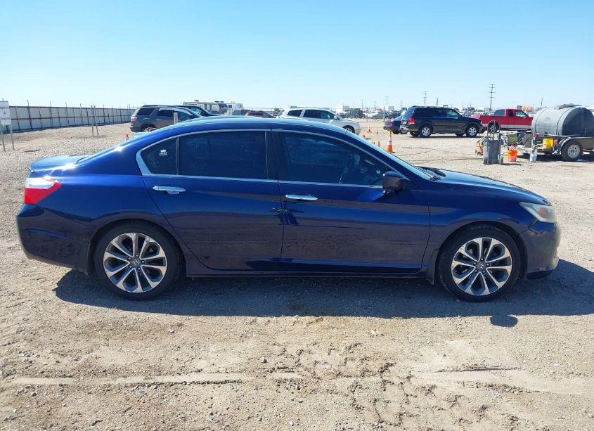 Photo 13 of 2015 Honda Accord SPORT (VIN 1HGCR2F59FA189673)