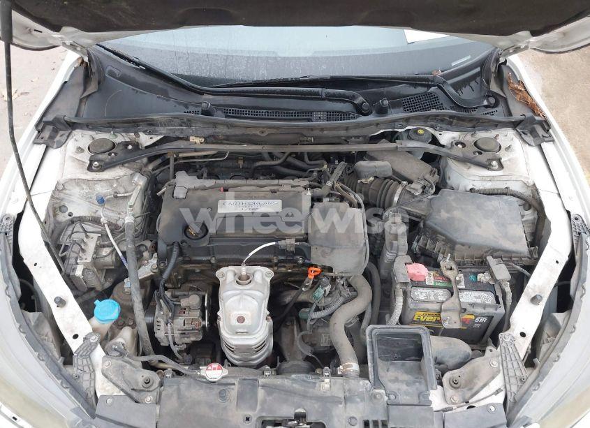 Photo 10 of 2015 Honda Accord SPORT (VIN 1HGCR2F59FA208187)