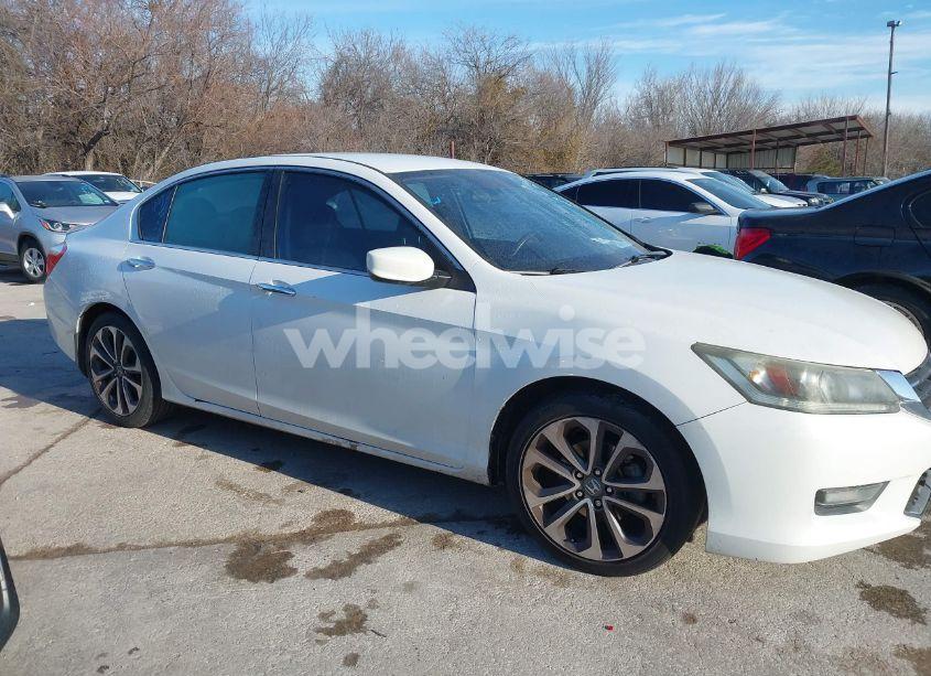 Photo 13 of 2015 Honda Accord SPORT (VIN 1HGCR2F59FA217293)