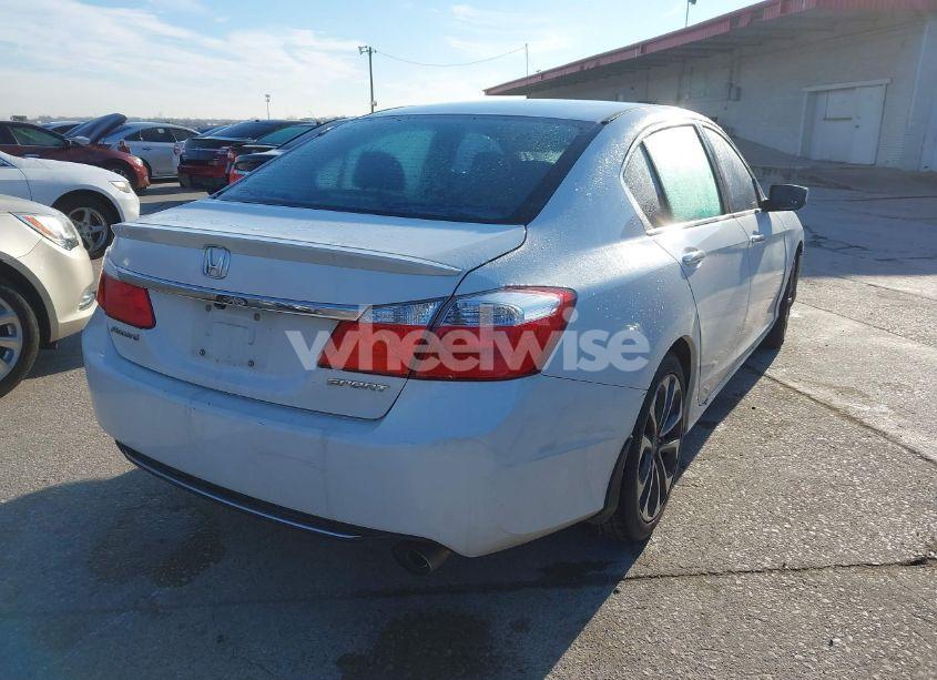 Photo 4 of 2015 Honda Accord SPORT (VIN 1HGCR2F59FA217293)