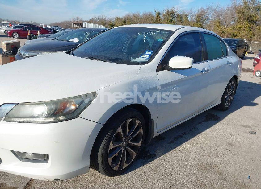 Photo 6 of 2015 Honda Accord SPORT (VIN 1HGCR2F59FA217293)