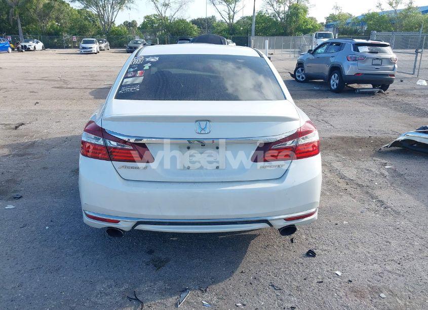 Photo 17 of 2016 Honda Accord SPORT (VIN 1HGCR2F59GA015703)