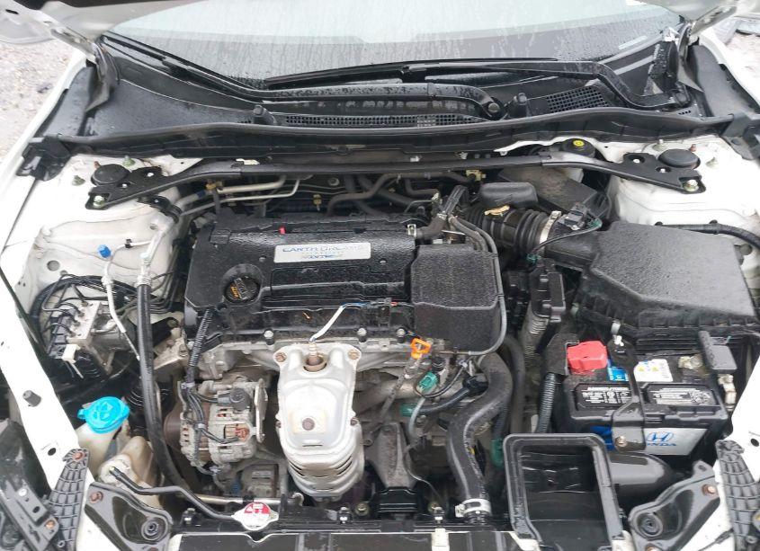 Photo 10 of 2016 Honda Accord SPORT (VIN 1HGCR2F59GA027799)