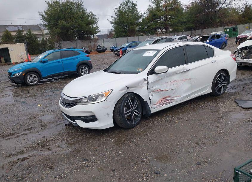 Photo 2 of 2016 Honda Accord SPORT (VIN 1HGCR2F59GA027799)