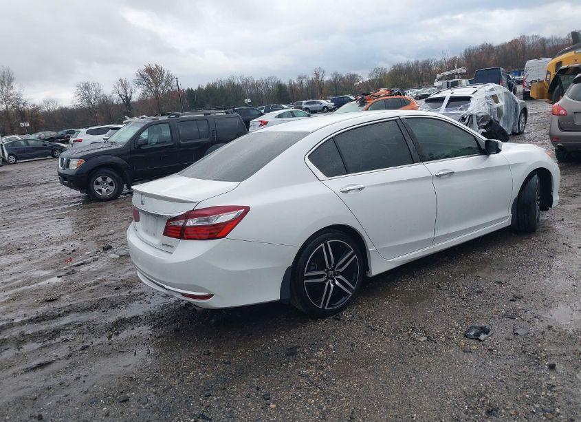 Photo 4 of 2016 Honda Accord SPORT (VIN 1HGCR2F59GA027799)
