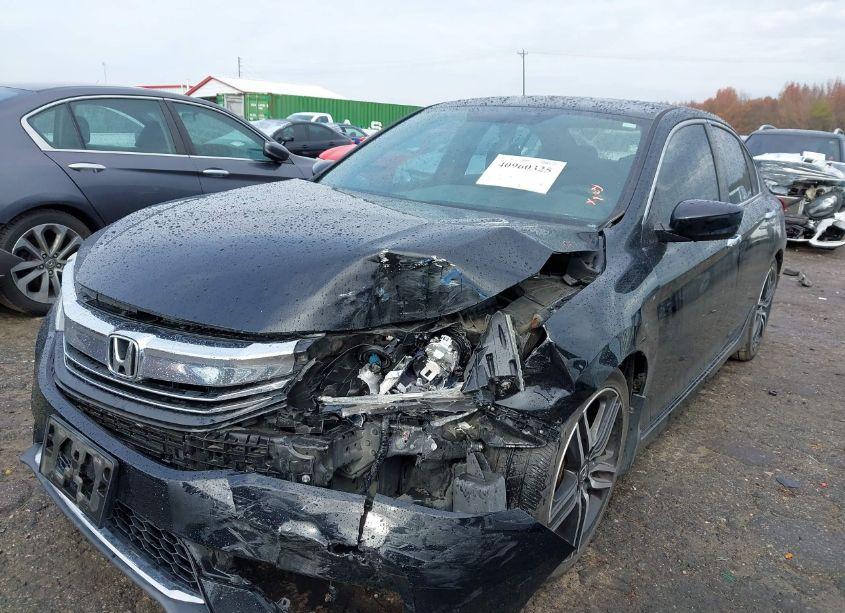 Photo 2 of 2016 Honda Accord SPORT (VIN 1HGCR2F59GA091308)