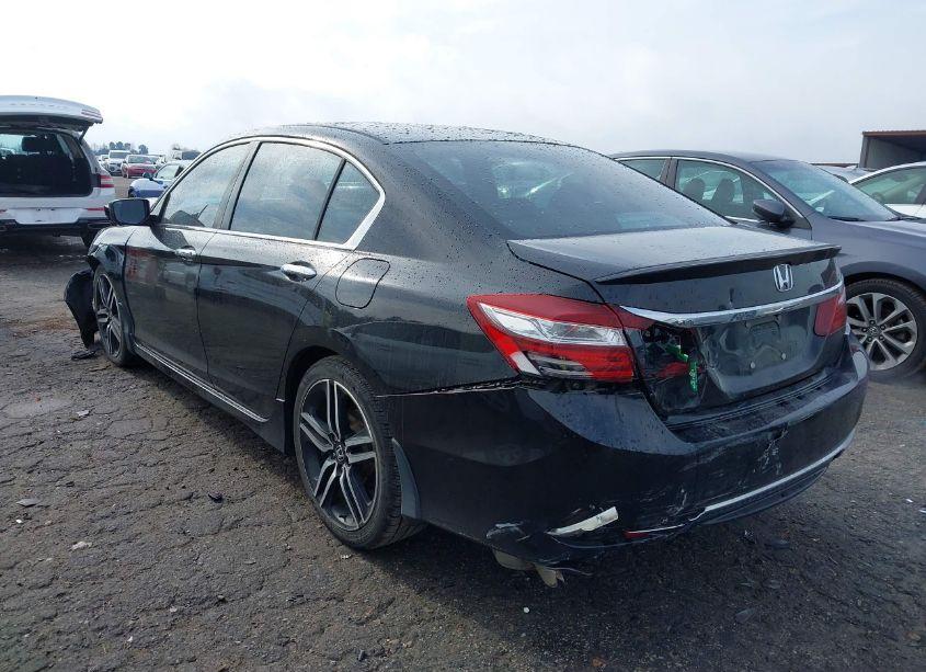 Photo 3 of 2016 Honda Accord SPORT (VIN 1HGCR2F59GA091308)