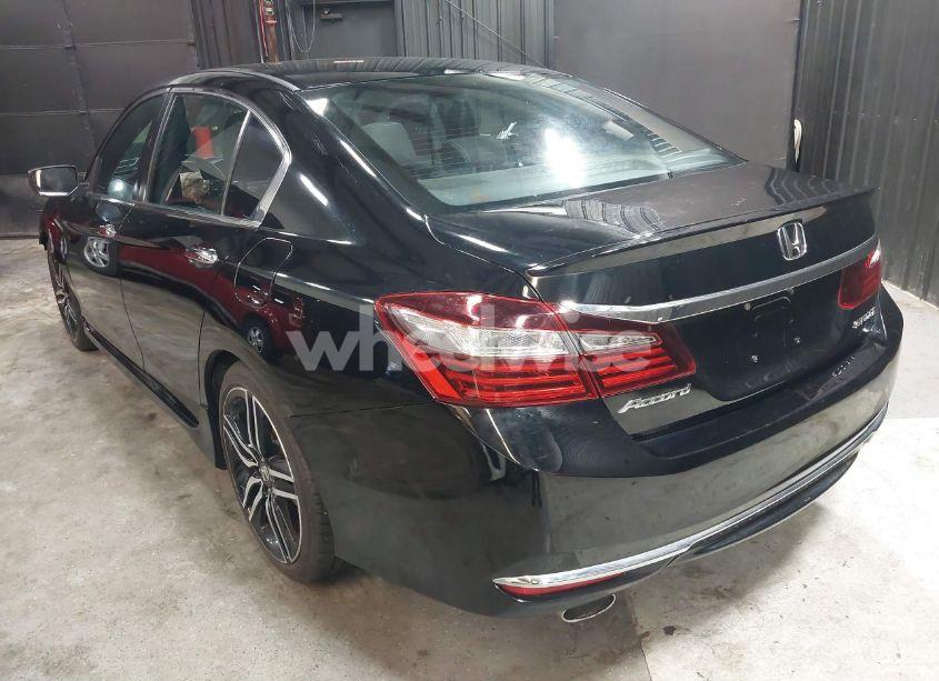 Photo 3 of 2016 Honda Accord SPORT (VIN 1HGCR2F59GA107054)