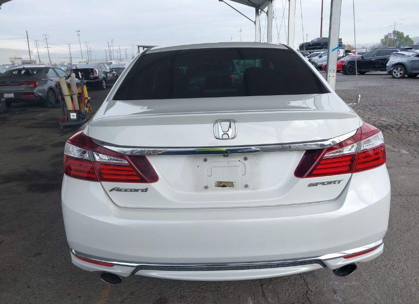 Photo 16 of 2016 Honda Accord SPORT (VIN 1HGCR2F59GA114957)