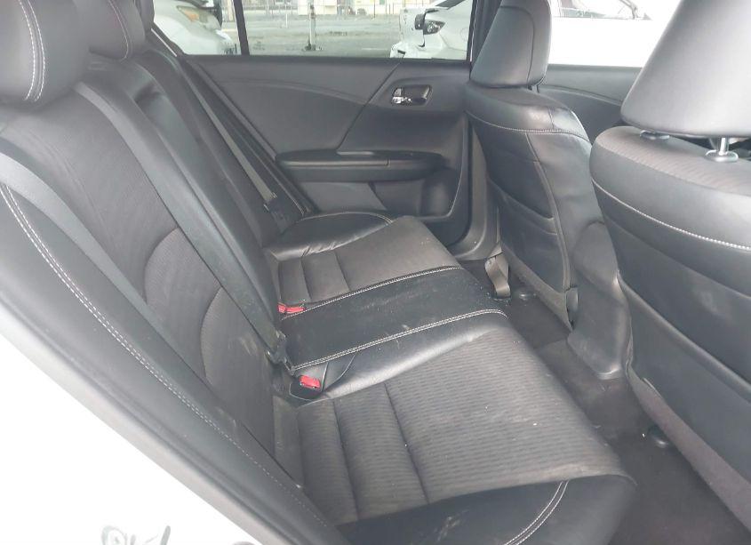 Photo 8 of 2016 Honda Accord SPORT (VIN 1HGCR2F59GA114957)