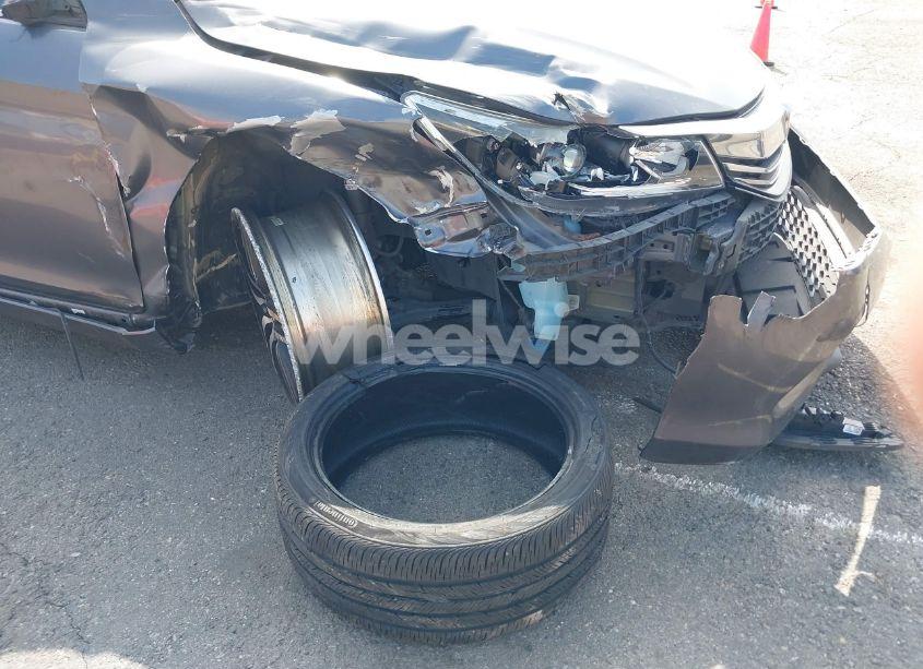 Photo 6 of 2016 Honda Accord SPORT (VIN 1HGCR2F59GA160126)