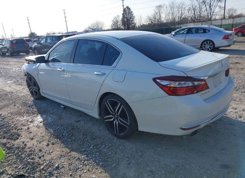Photo 3 of 2016 Honda Accord SPORT (VIN 1HGCR2F59GA163091)