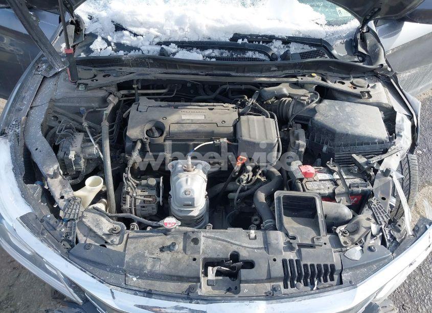 Photo 10 of 2016 Honda Accord SPORT (VIN 1HGCR2F59GA197225)