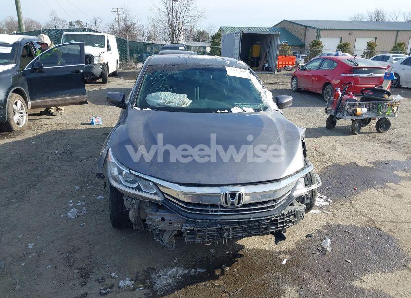 Photo 13 of 2016 Honda Accord SPORT (VIN 1HGCR2F59GA197225)