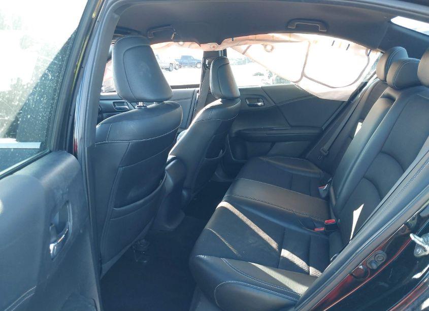 Photo 8 of 2016 Honda Accord SPORT (VIN 1HGCR2F59GA200382)