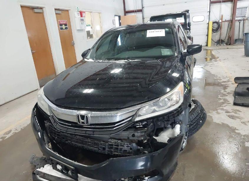 Photo 12 of 2016 Honda Accord SPORT (VIN 1HGCR2F59GA237786)