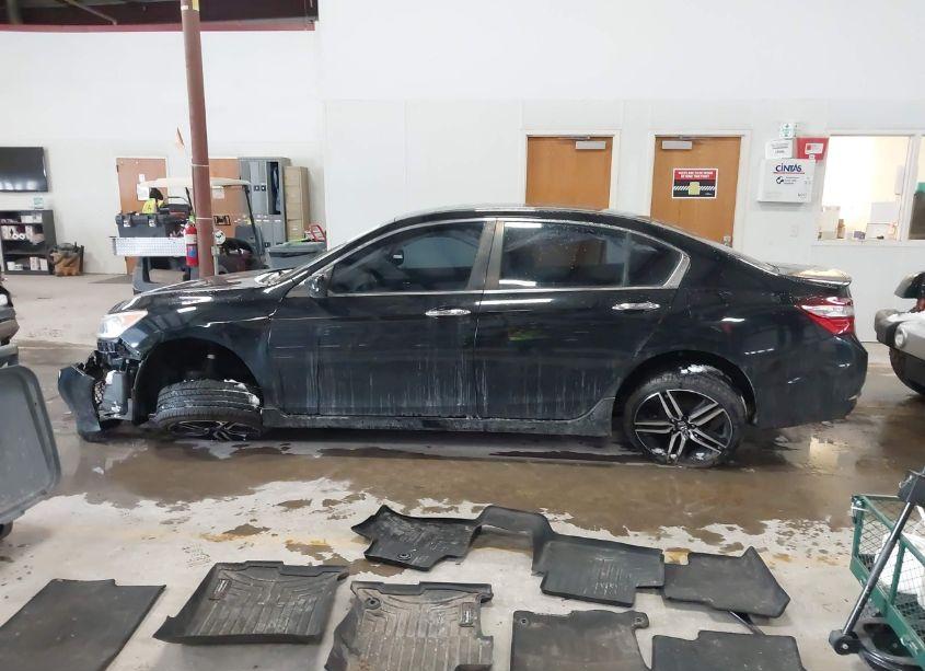 Photo 14 of 2016 Honda Accord SPORT (VIN 1HGCR2F59GA237786)