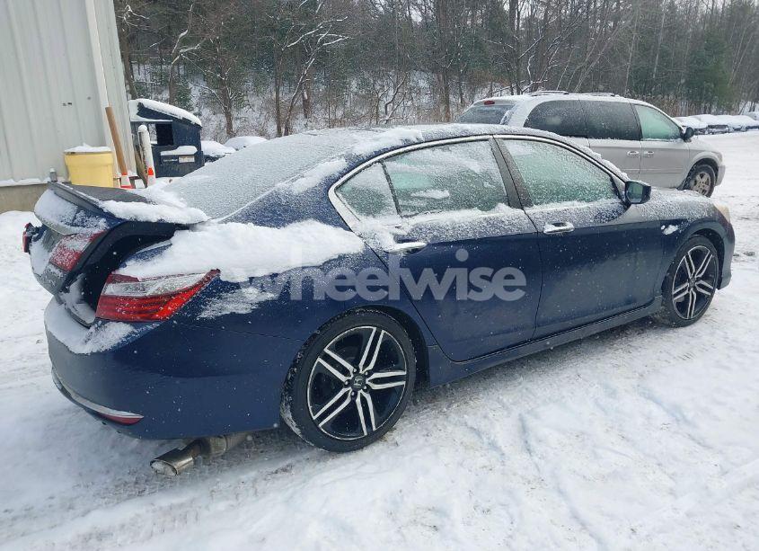 Photo 4 of 2017 Honda Accord SPORT (VIN 1HGCR2F59HA001057)