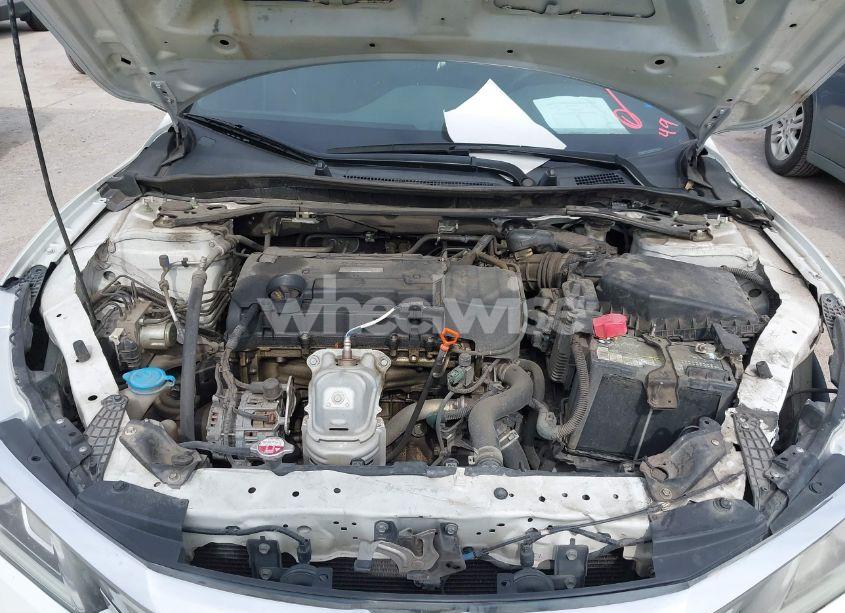 Photo 10 of 2017 Honda Accord SPORT (VIN 1HGCR2F59HA001592)