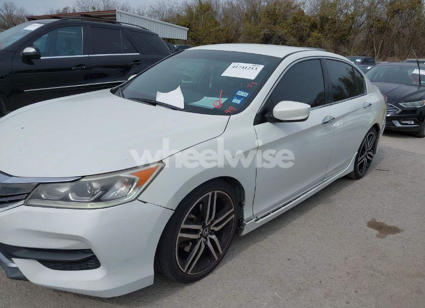 Photo 6 of 2017 Honda Accord SPORT (VIN 1HGCR2F59HA001592)