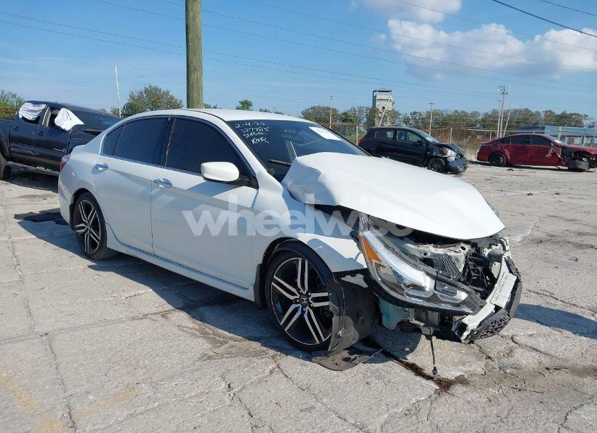 2017 Honda Accord SPORT (VIN 1HGCR2F59HA149029) main photo