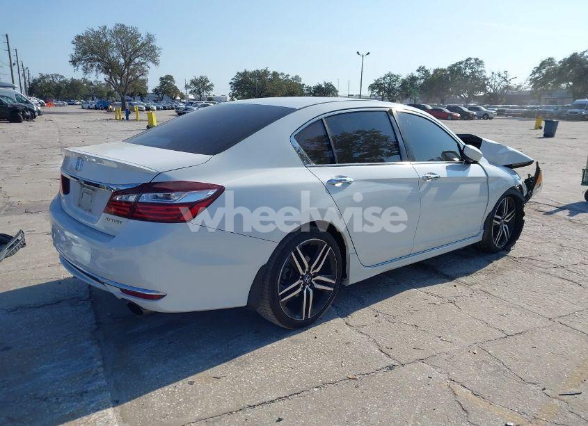 Photo 4 of 2017 Honda Accord SPORT (VIN 1HGCR2F59HA149029)